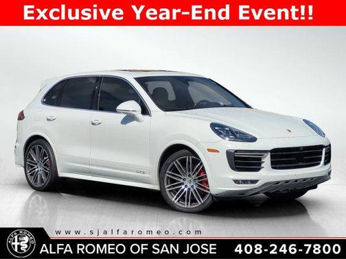 2016 Porsche Cayenne GTS