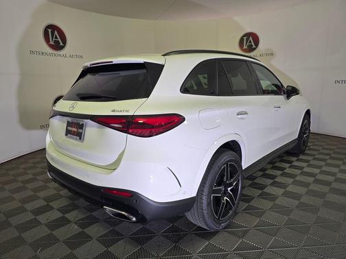 White 2026 Mercedes-Benz GLC 300 4MATIC