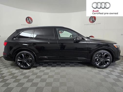 Mythos Black Metallic 2026 Audi Q7 55 Premium Plus