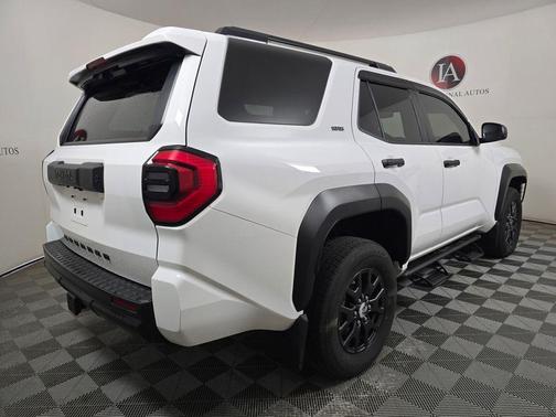 Ice Cap 2025 Toyota 4Runner SR5