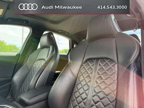 Mythos Black Metallic 2023 Audi S4 Premium Plus TFSI quattro Tiptronic