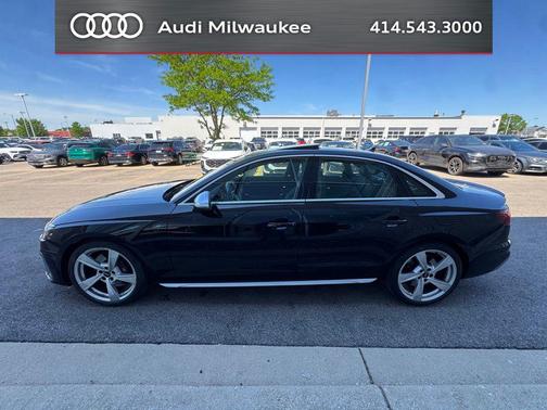 Mythos Black Metallic 2023 Audi S4 Premium Plus TFSI quattro Tiptronic
