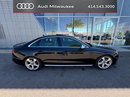 Mythos Black Metallic 2023 Audi S4 Premium Plus TFSI quattro Tiptronic