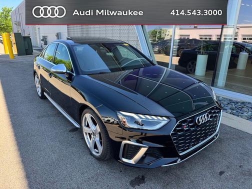 Mythos Black Metallic 2023 Audi S4 Premium Plus TFSI quattro Tiptronic