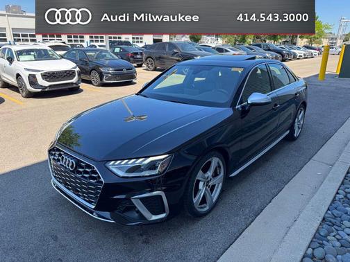 Mythos Black Metallic 2023 Audi S4 Premium Plus TFSI quattro Tiptronic