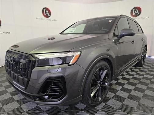2025 Audi Q7 55 Premium Plus