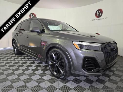 2025 Audi Q7 55 Premium Plus