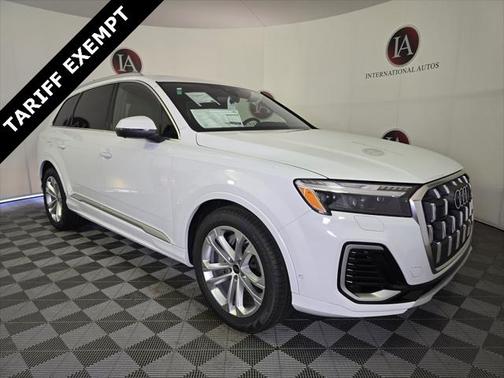 2025 Audi Q7 55 Prestige