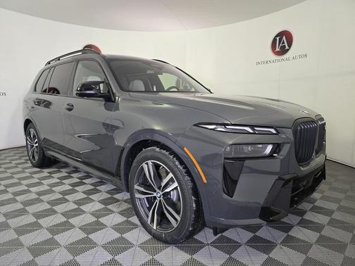2026 BMW X7 M60i