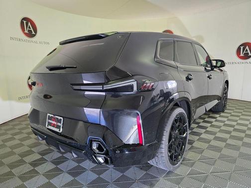 Black Sapphire Metallic 2026 BMW XM Label