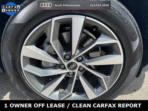2022 Audi Q5 45 S line Premium Plus