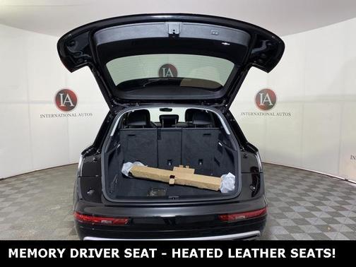 Brilliant Black 2019 Audi Q5 2.0T Premium