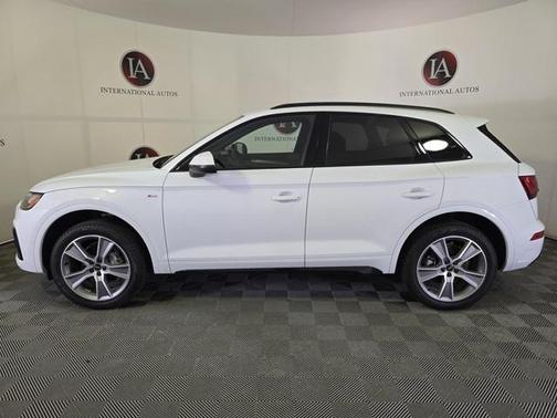 2025 Audi Q5 45 S line Premium