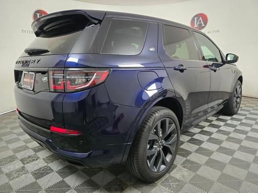 Portofino Blue Metallic 2022 Land Rover Discovery Sport SE R-Dynamic