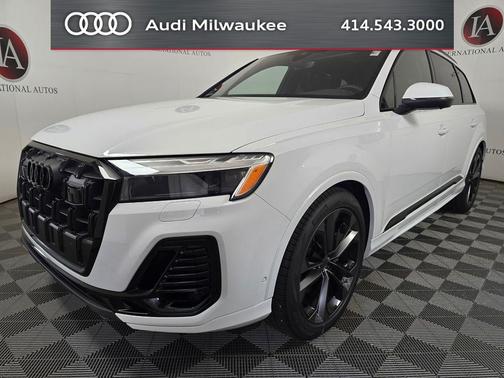 Glacier White Metallic 2026 Audi Q7 55 Premium Plus