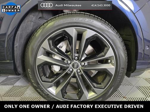 2025 Audi Q7 55 Premium Plus