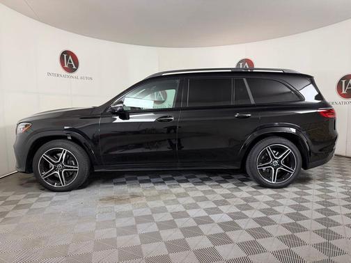 Black 2025 Mercedes-Benz GLS 450 4MATIC