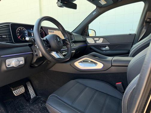 Black 2025 Mercedes-Benz GLS 450 4MATIC