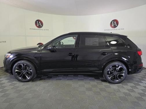 2026 Audi Q7 55 Premium Plus