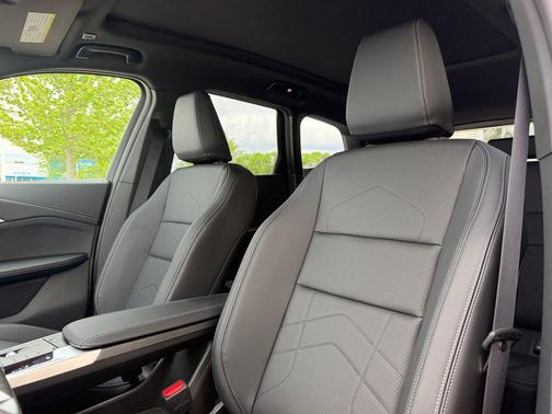 Dune Grey Metallic 2026 BMW X1 xDrive28i