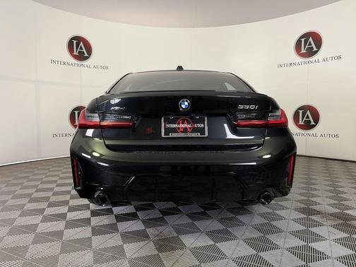 2026 BMW 330 xDrive NA