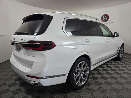 2026 BMW X7 xDrive40i