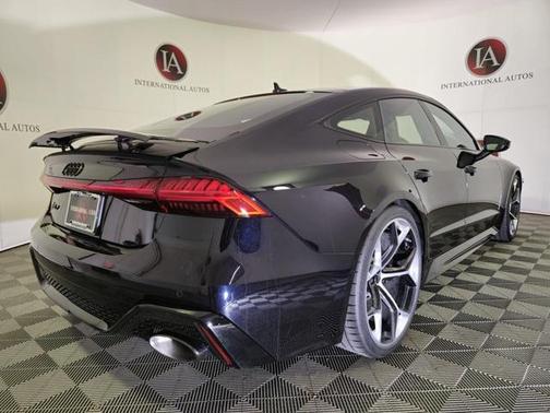 2025 Audi RS 7 4.0T Performance