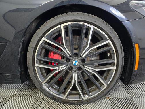 Black Sapphire Metallic 2023 BMW M550 i Xdrive