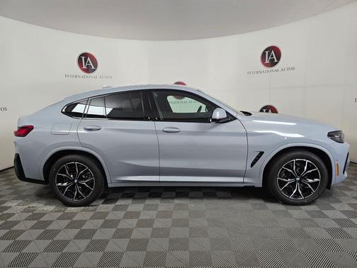 Brooklyn Grey Metallic 2023 BMW X4 xDrive30i