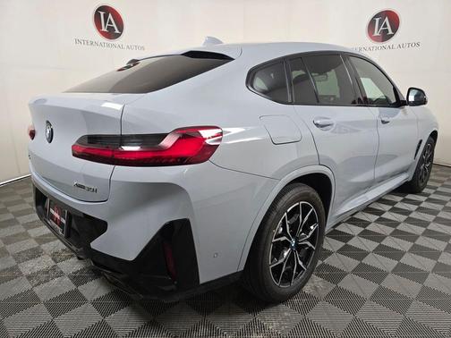 Brooklyn Grey Metallic 2023 BMW X4 xDrive30i