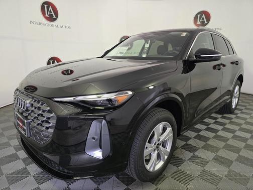 2025 Audi Q5 Premium TFSI quattro S tronic