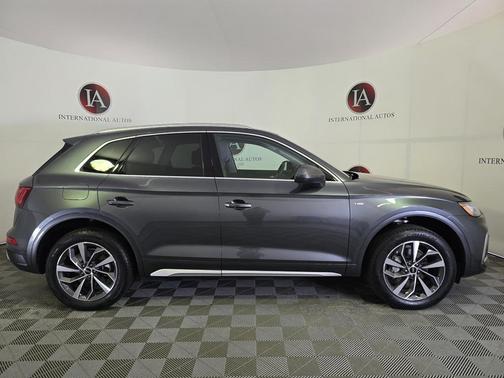 2025 Audi Q5 45 S line Premium Plus
