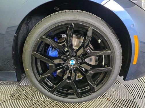 Arctic Race Blue Metallic 2026 BMW 330 xDrive NA