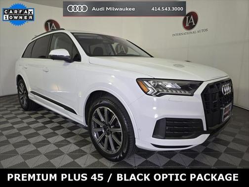 2022 Audi Q7 45 Premium Plus