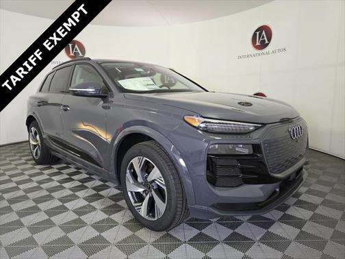 2025 Audi Q6 e-tron Premium Plus quattro
