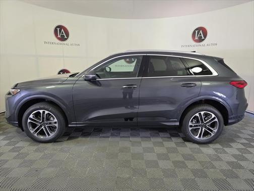 2025 Audi Q5 Premium