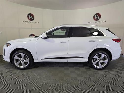 2025 Audi Q5 Premium Plus