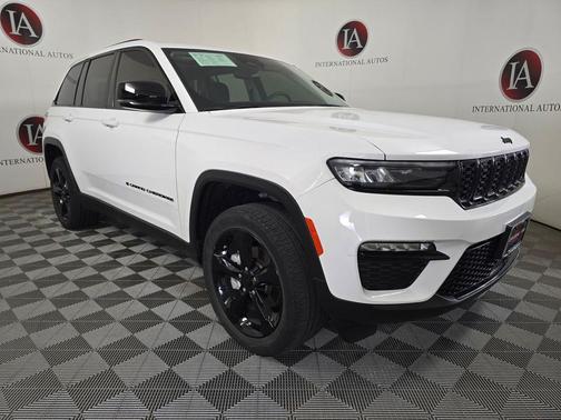 Bright White Clearcoat 2023 Jeep Grand Cherokee Limited