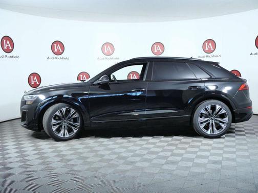 Mythos Black Metallic 2026 Audi Q8 55 Premium Plus