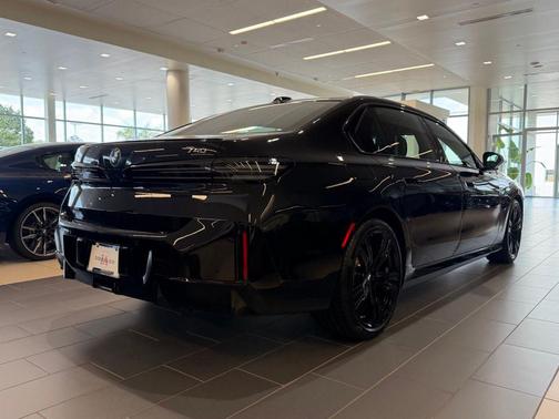 Black Sapphire Metallic 2027 BMW 740 i xDrive