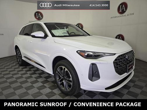 2025 Audi Q5 Premium TFSI quattro S tronic