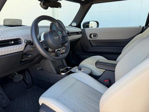 Midnight Black 2025 MINI Convertible Cooper S