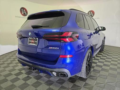 2026 BMW X5 M60i