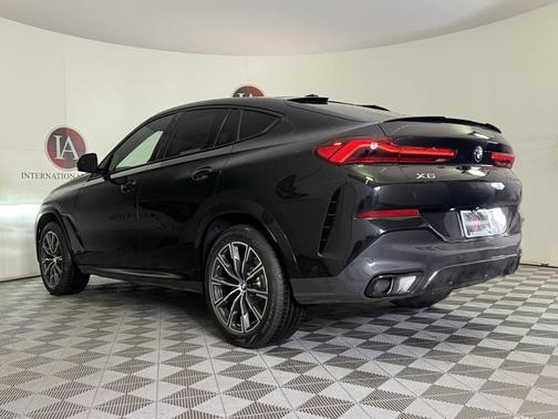 2026 BMW X6 xDrive40i