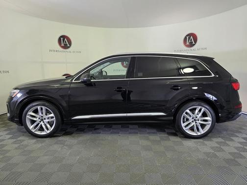 2025 Audi Q7 55 Premium Plus