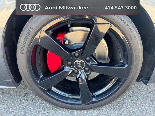 Daytona Gray Pearl Effect 2023 Audi A5 Sportback 45 S Line Prestige