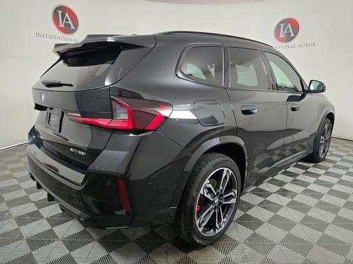 Black Sapphire Metallic 2026 BMW X1 xDrive28i