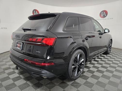 2026 Audi Q7 55 Prestige