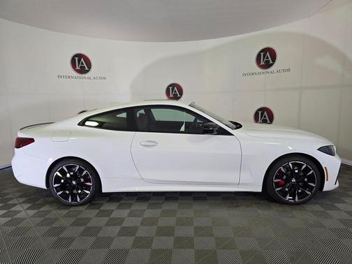 Alpine White 2026 BMW 430 i xDrive