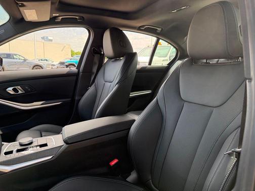 Dravit Grey Metallic 2026 BMW 330 xDrive NA